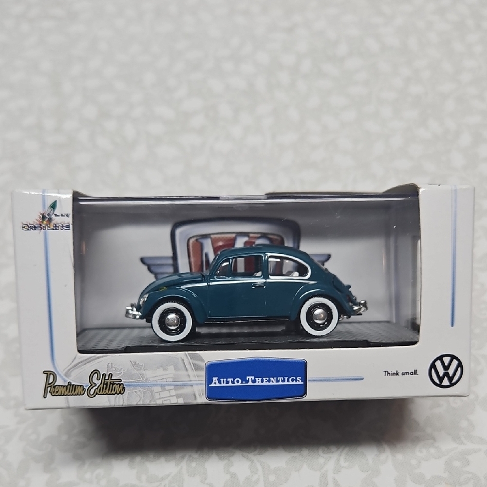 2014 M2 Machines 1967 VW Beetle Deluxe European Model VW02 14-03